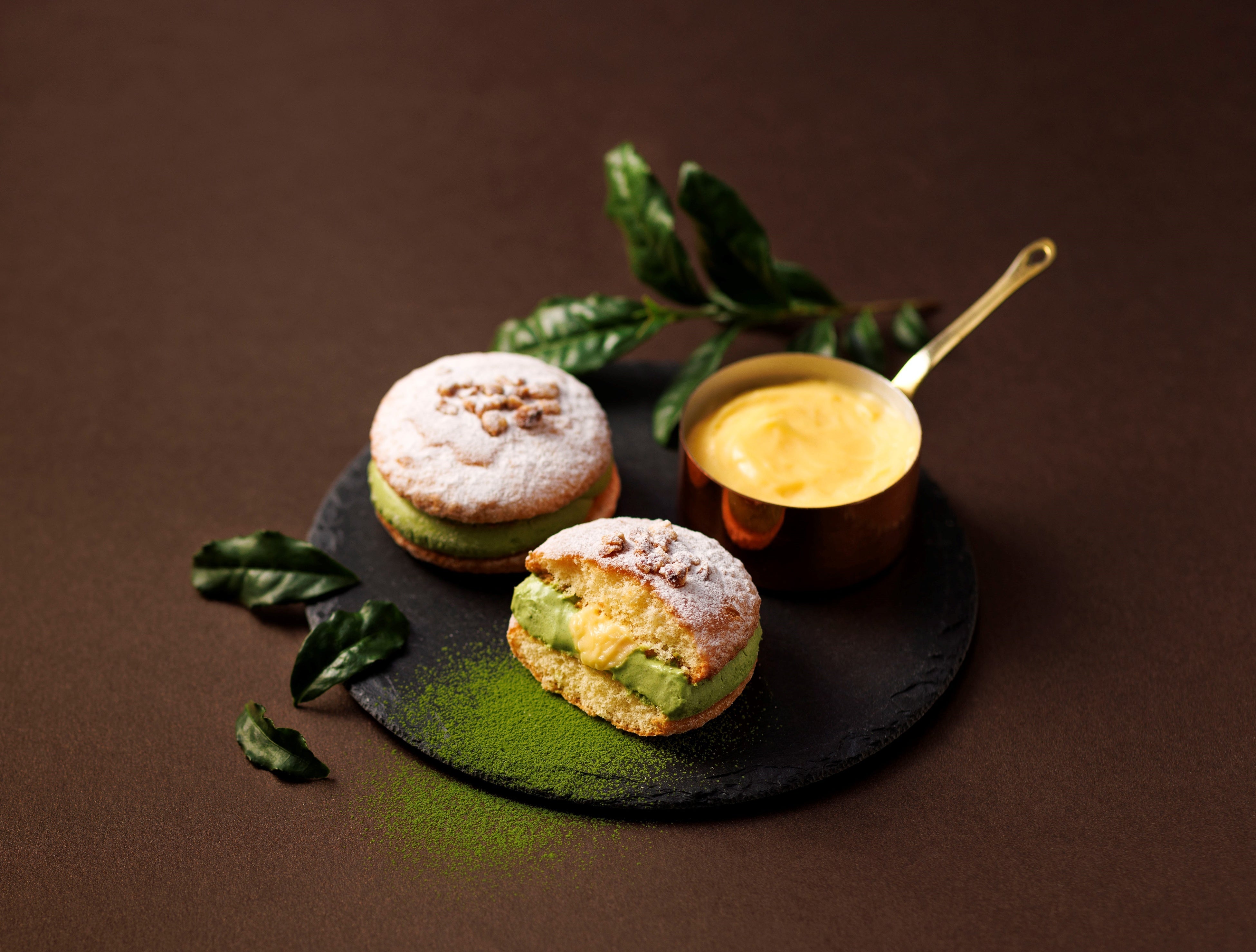 カスタードサンドケーキそのぎ茶　1個　355円（税込）