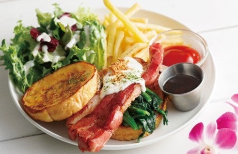 【新商品】厚切りベーコンステーキ　フレンチトースト2枚：1,750円（税込　1.925円）