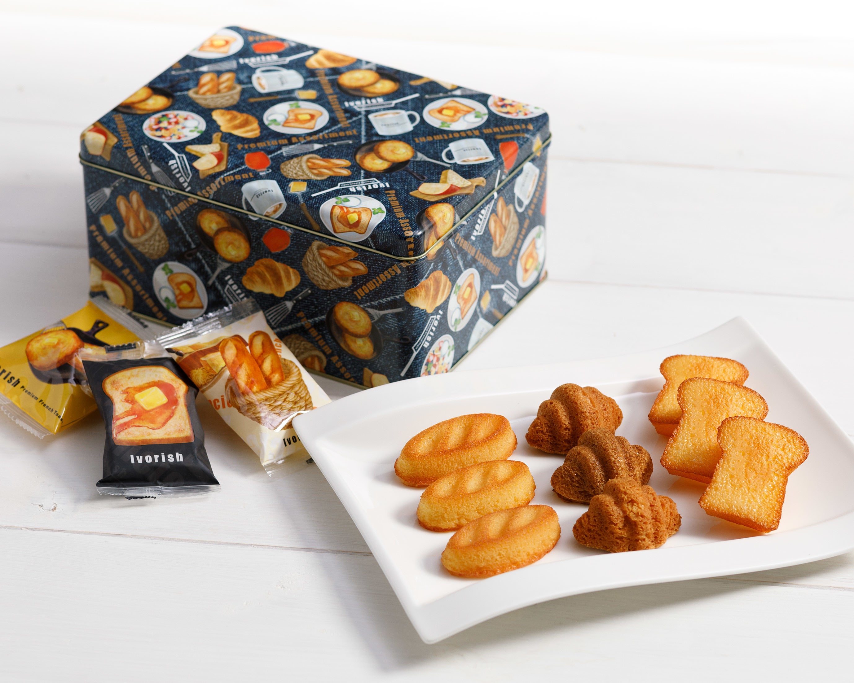 Ivorishプレミアムアソート 17個入り【フレンチトーストクッキー（チョコ）×5個・フレンチトーストフィナンシェ×6個・フレンチトーストチーズフィナンシェ×6個の詰め合わせ】 3,240円（税込）