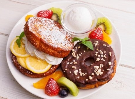 フレンチトーストドーナツ　1,450円（税込1,595円）