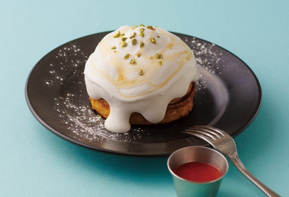 ホワイトハニーヨーグルト　1,400円（税込1,540円）