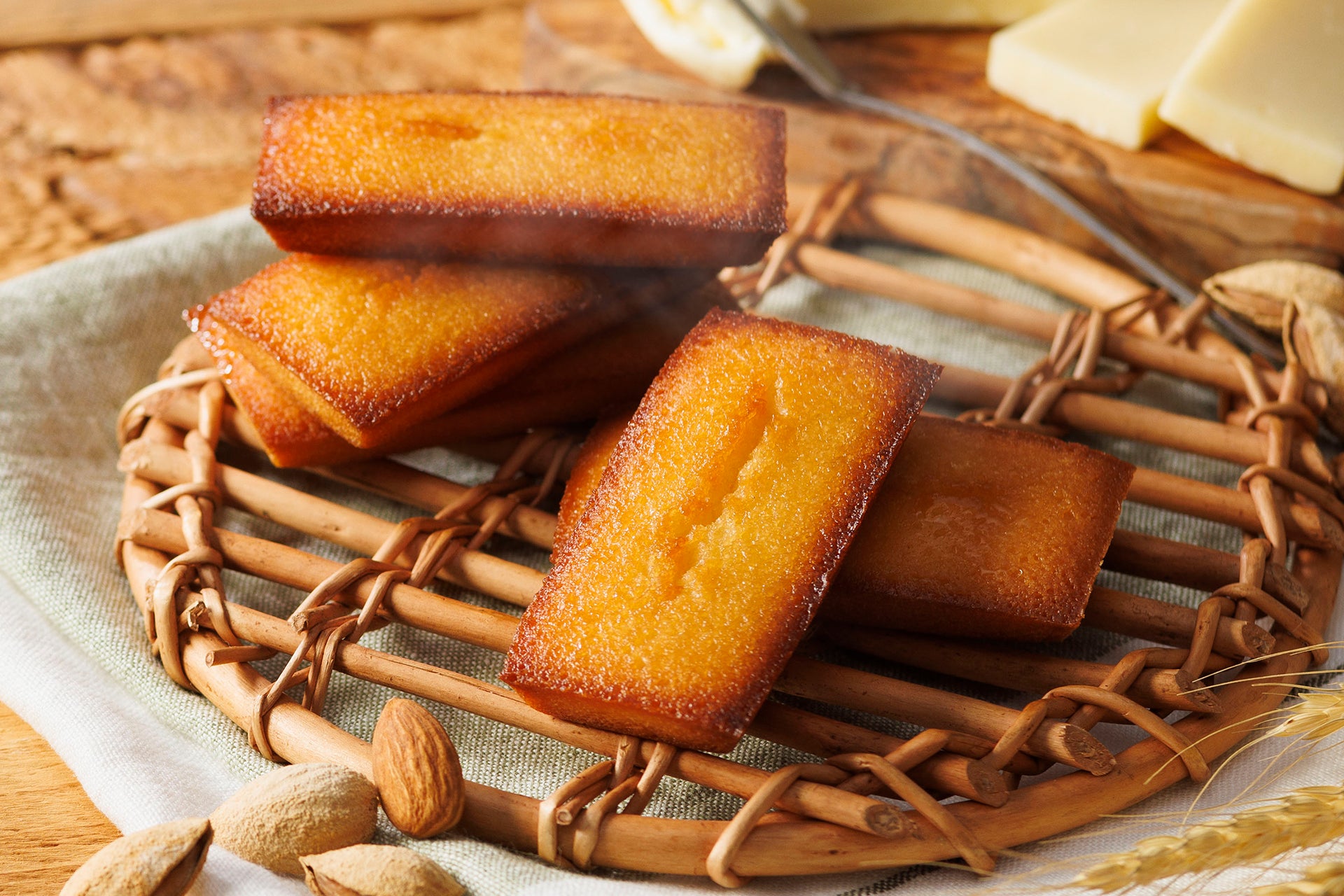 (写真)チーズフィナンシェ