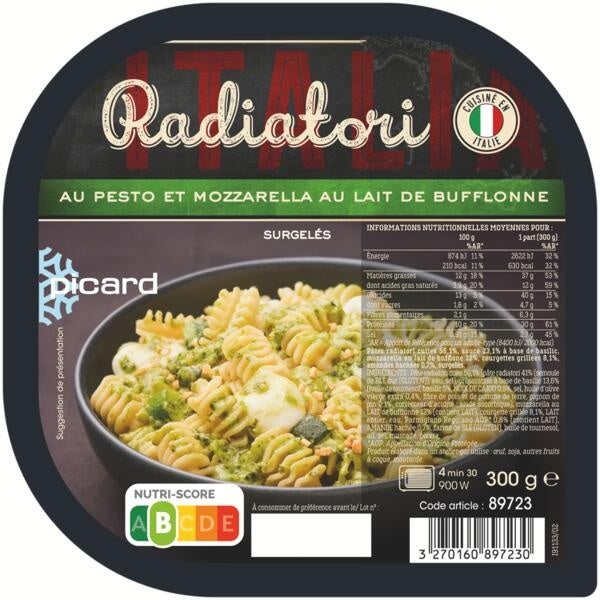 ペストソースと水牛のモッツァレラチーズのラディアトーリ