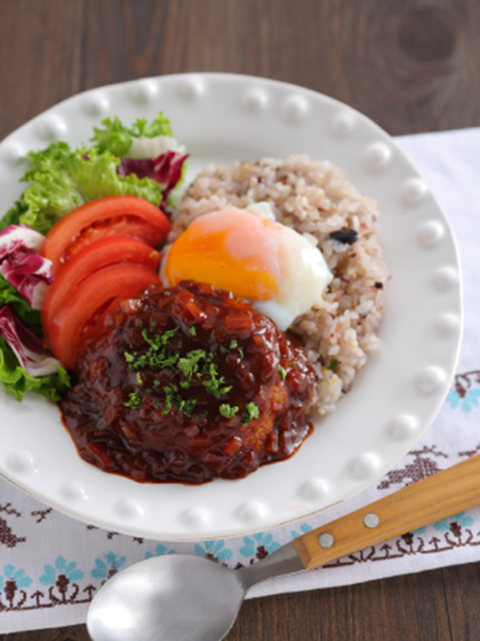 お豆バーグのロコモコ 〜デミソース〜