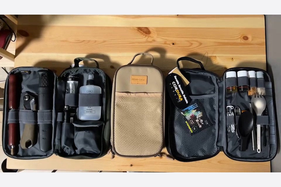 キャンプ等における利便性を一番に考え製作いたしました