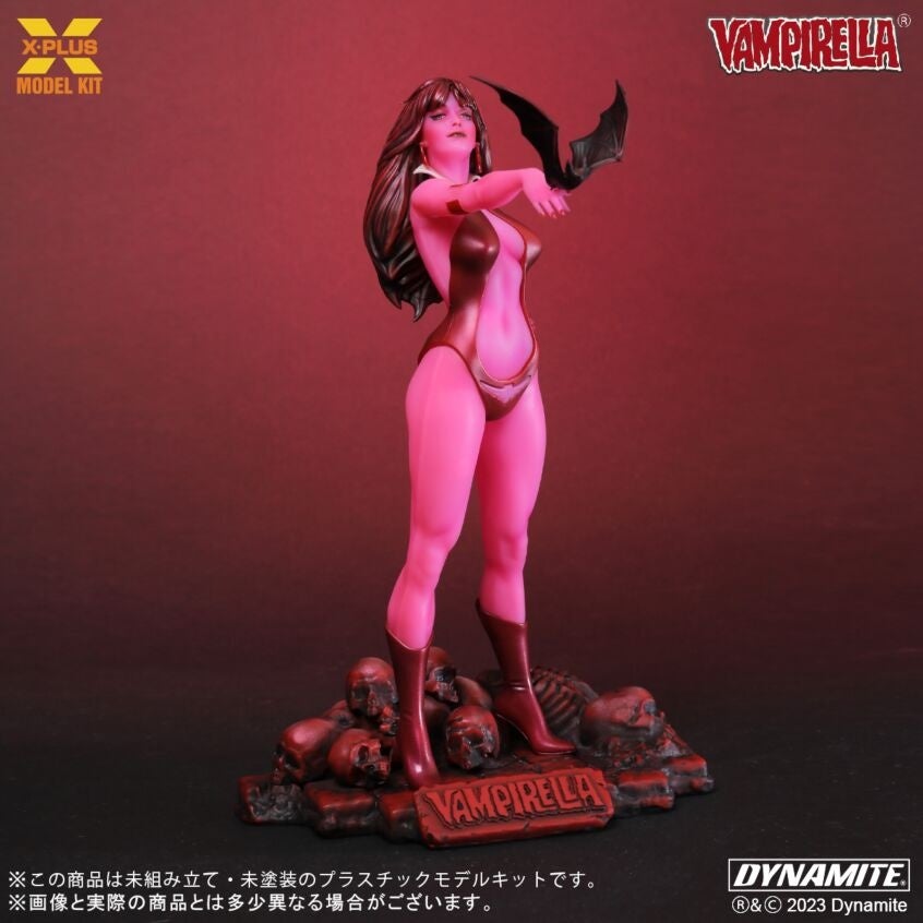 「Vampirella」が蓄光プラ成型で再登場!暗闇で妖艶に輝く美しさに魅了される。2023年11月発売予定。 「Vampirella」が蓄光プラ成型で再登場!暗闇で妖艶に輝く美しさに魅了される。2023年11月発売予定。