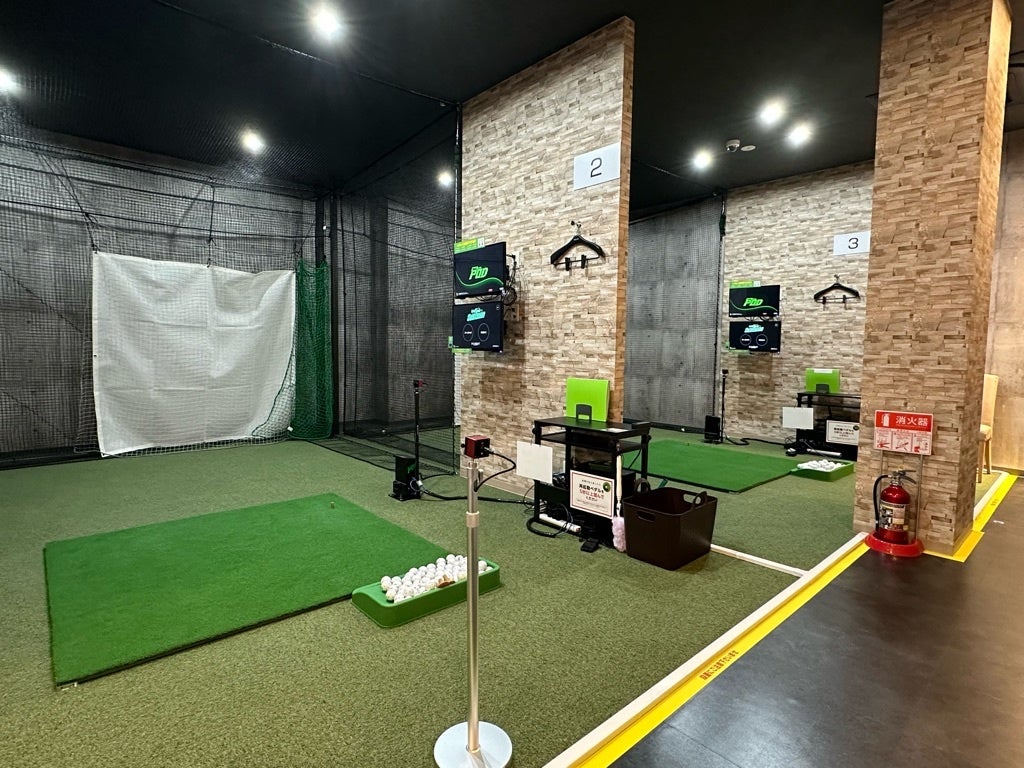 インドアゴルフ