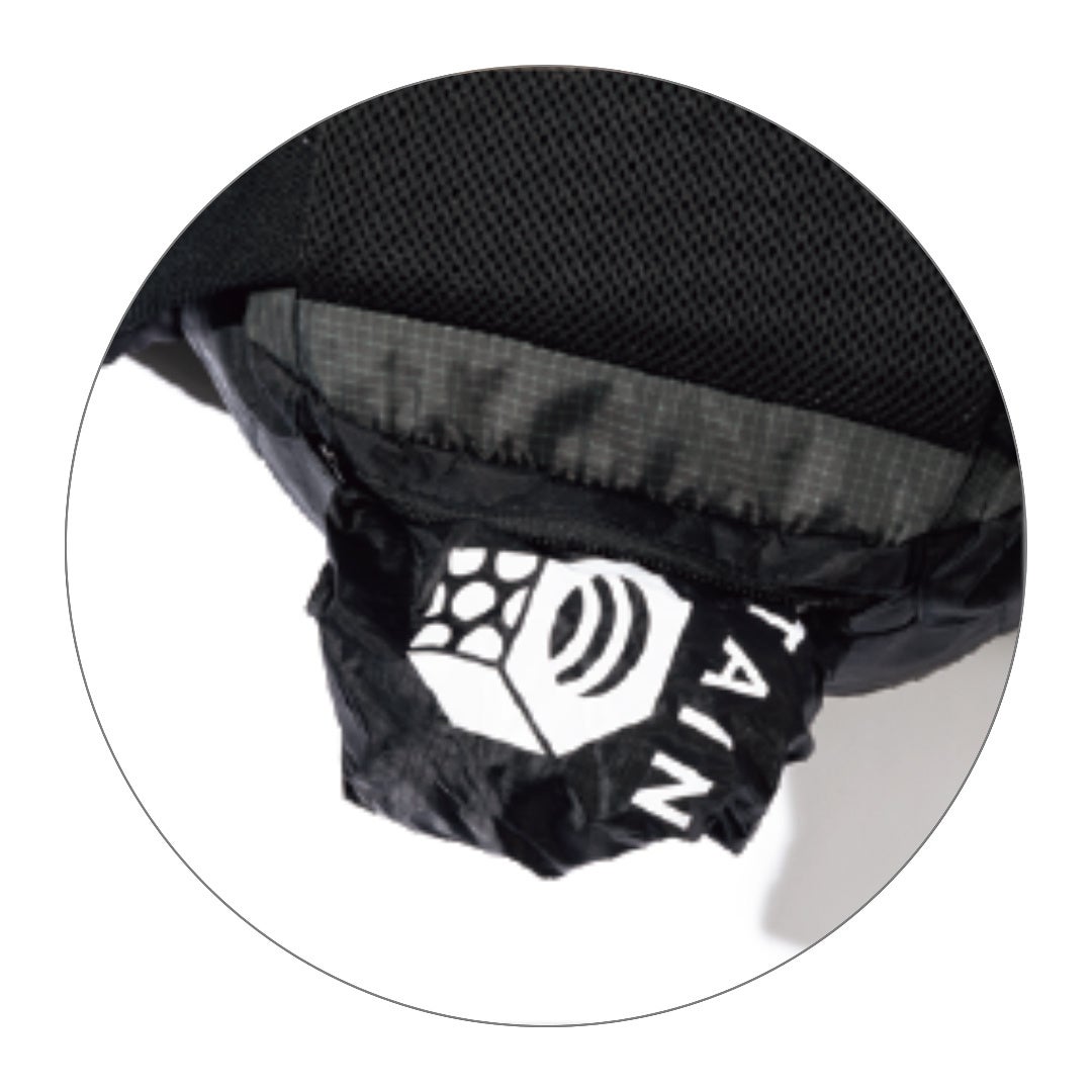 専用レインカバー内蔵