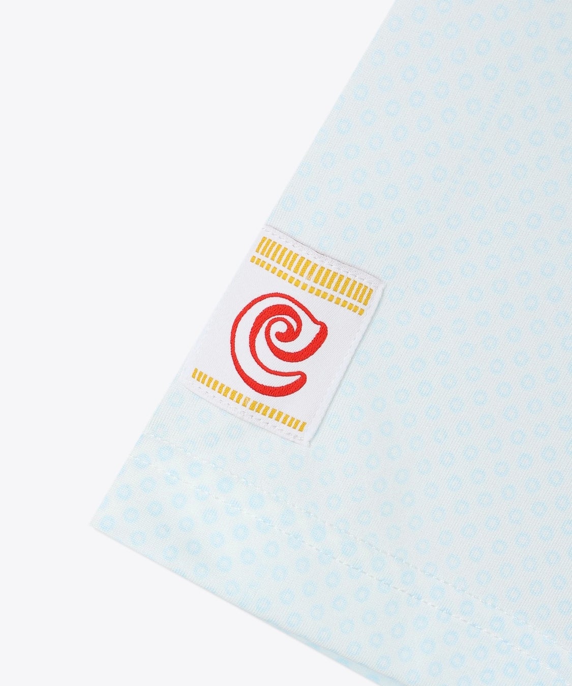 汗を利用した冷却機能omni Freeze Zeroで 食べるほど 涼しくなる を実現 カップヌードル X Columbia コラボtシャツ 6月3日 金 発売開始 株式会社コロンビアスポーツウェアジャパンのプレスリリース 汗を利用した冷却機能omni Freeze Zeroで 食べるほど 涼しくなる を実現 カップヌードル X Columbia コラボtシャツ 6月3日 金 発売開始 株式会社コロンビアスポーツウェアジャパンのプレスリリース
