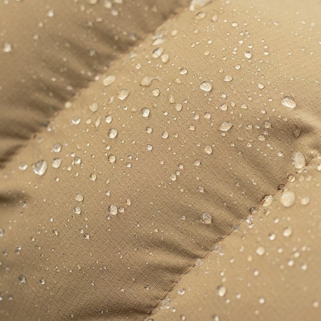 撥水加工で多少の雨天でも安心