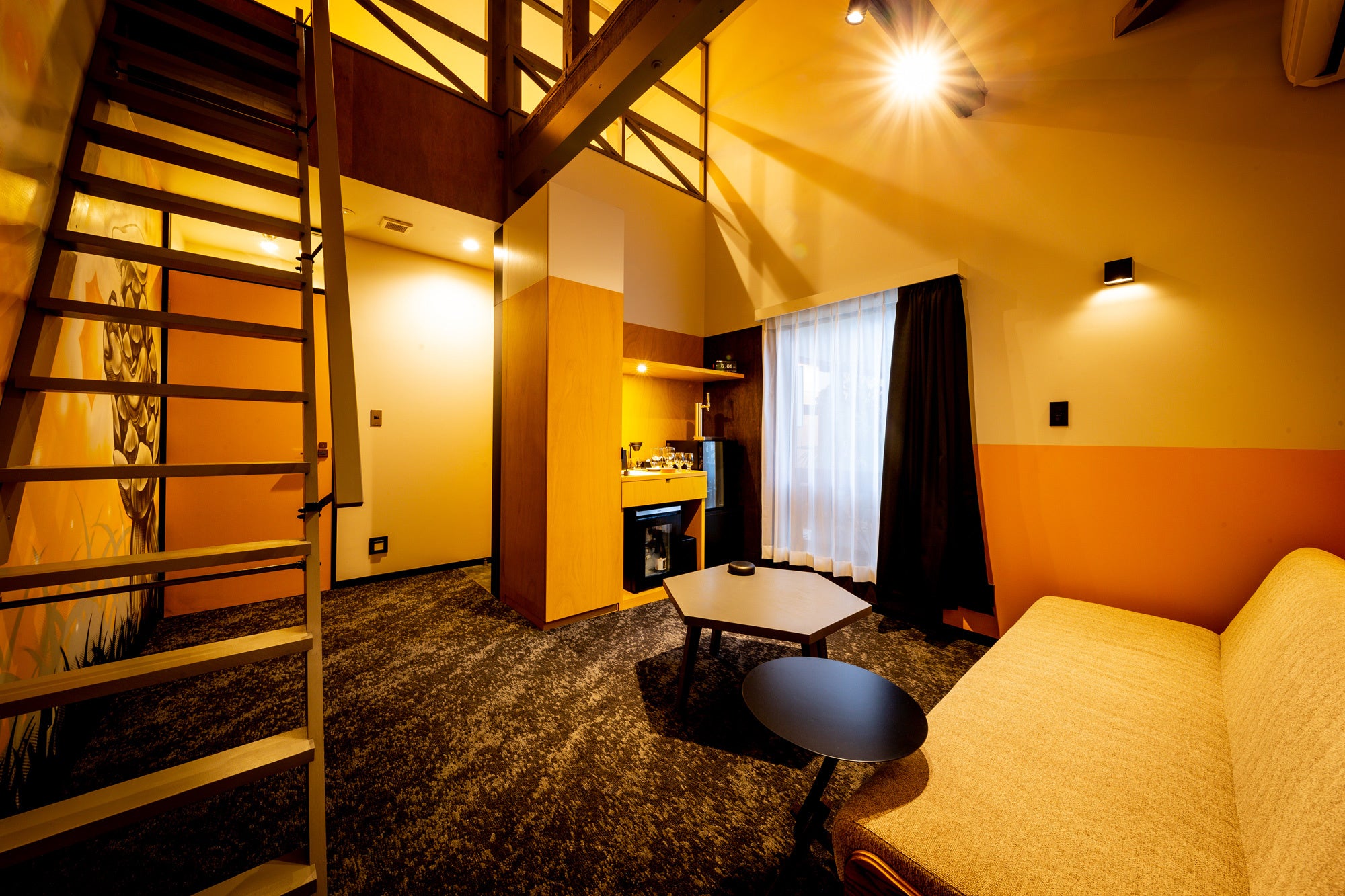 それぞれにホップの名前が付いた客室。2名用×3室、4名用×2室