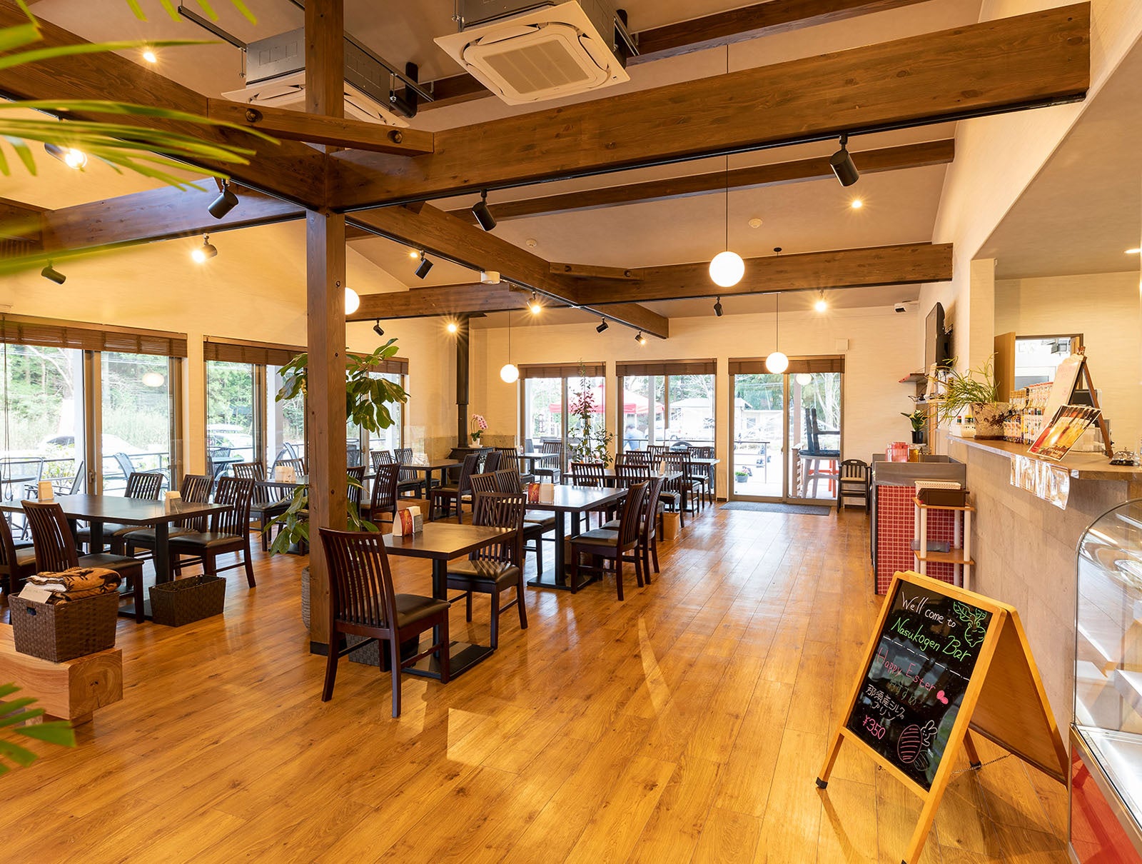 那須高原バル内観