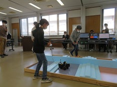 小学生の部の競技の様子