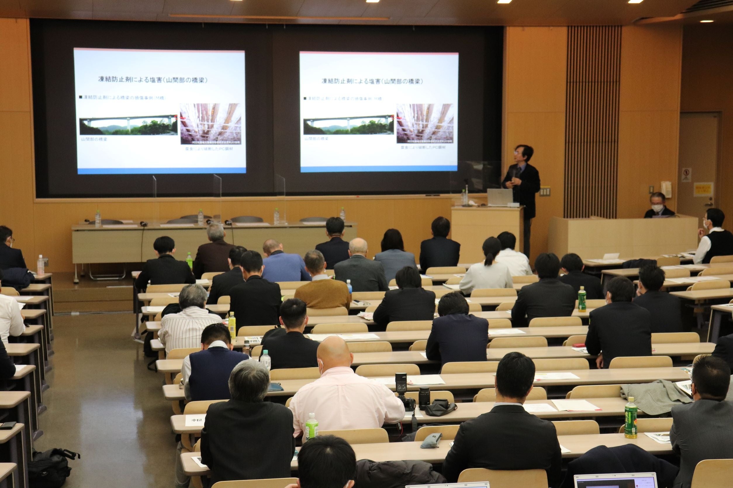 昨年度（ｉＭｅｃフォーラム２０２１）の様子 （基調講演：長岡技術科学大学　名誉教授　丸山 久一氏）