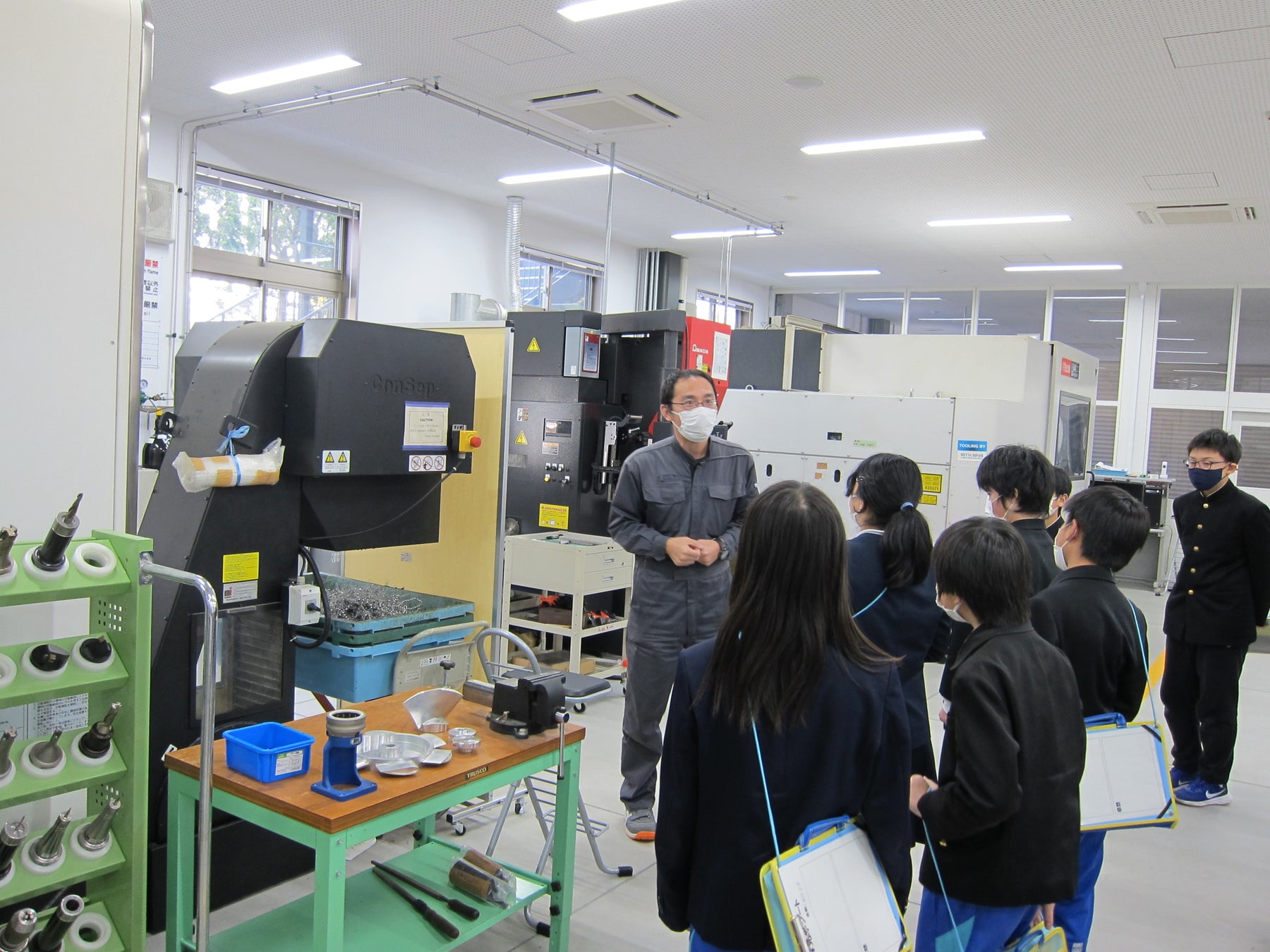 実習機器等の見学