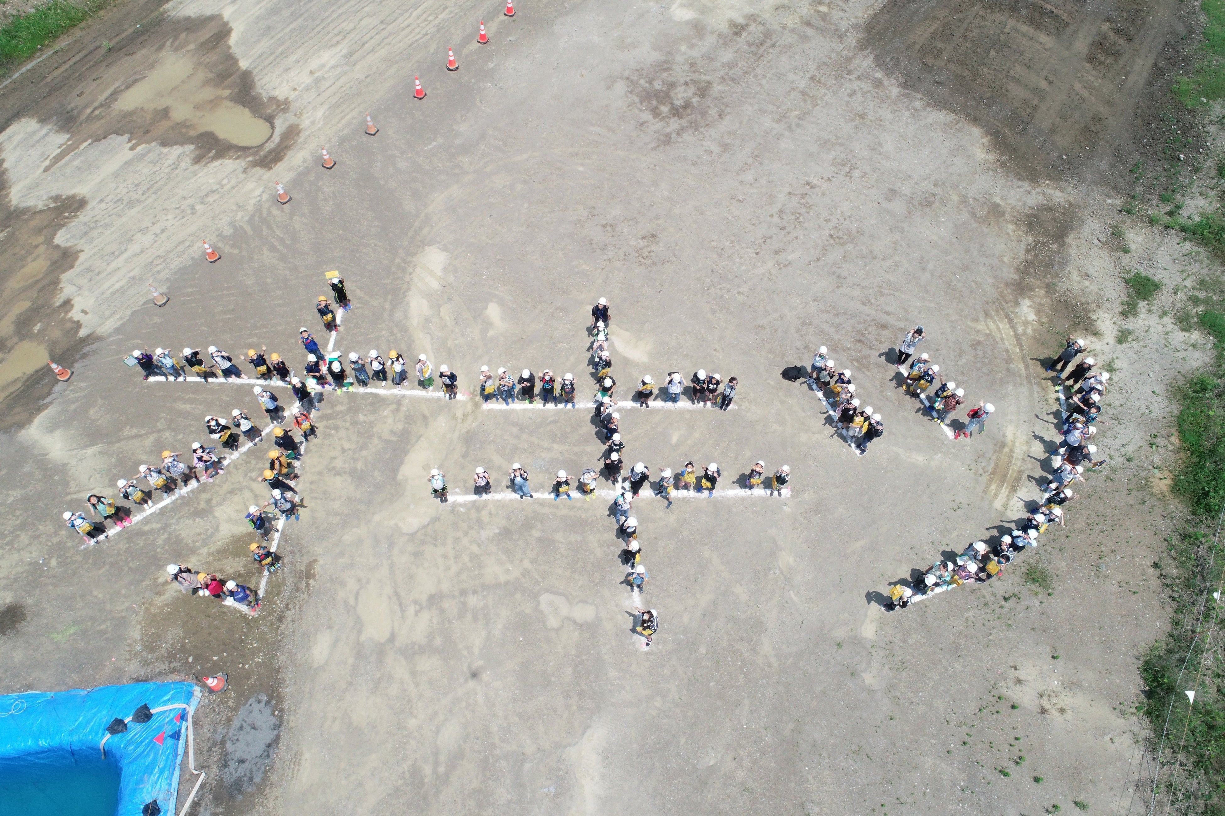 人文字で”オキツ”