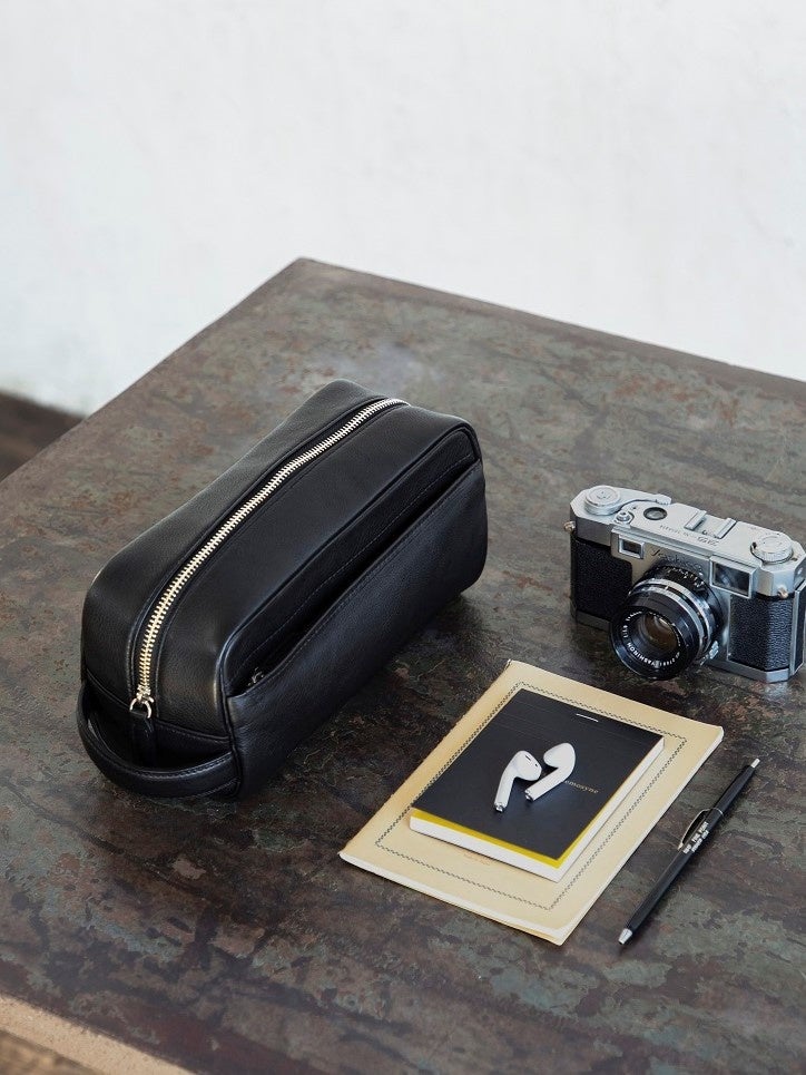 土屋鞄　トラベル　パスポートケース(限定色) 土屋鞄製造所 トラベル パスポートケース 新製品「トラベル