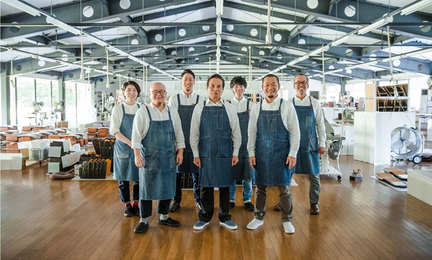 2015年6月にオープンした軽井澤工房店、創業50年目となる節目に開いた。真ん中が土屋國男