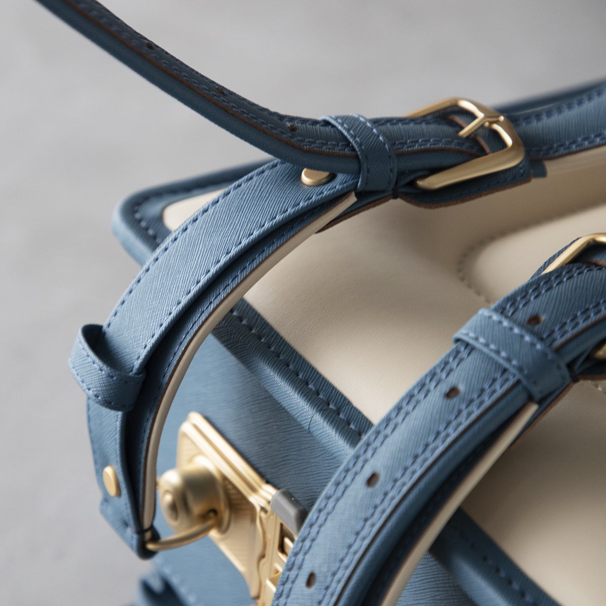 余剰のランドセルのベルトパーツを革短冊に有効活用