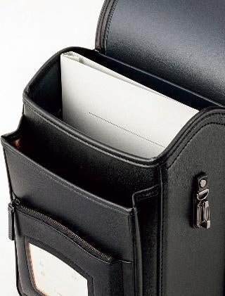 A4フラットファイルが入る12.5センチの大容量