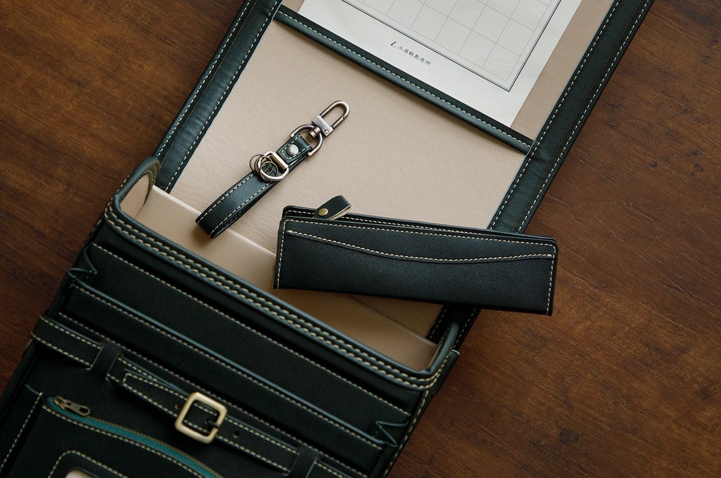 ペンケース・キーチャームセット 価格:17,000円(税込)