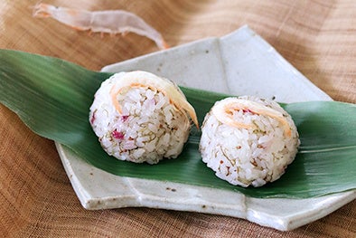 しろえび寿司おこわ