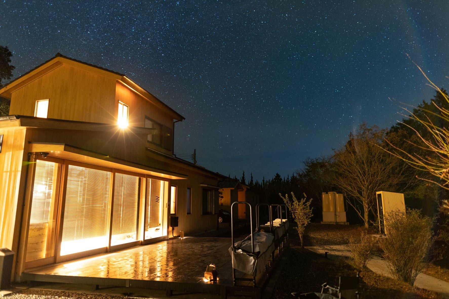 都会では見れない満点の星空
