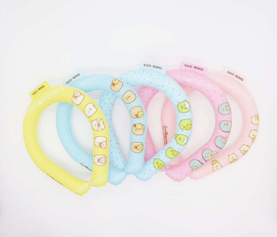 左からドットイエロー・ストライプブルー・ドットブルー・ドットパープル・ドットピンク