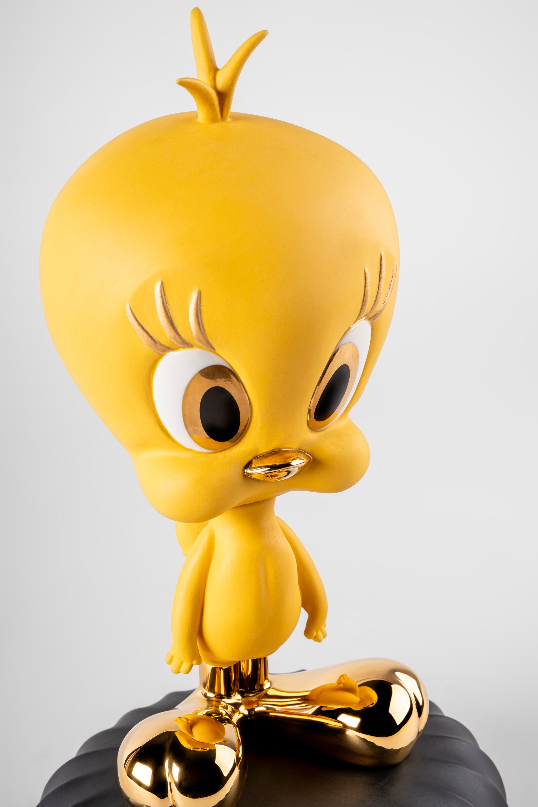 TM & © Warner Bros. Entertainment Inc. (s24)