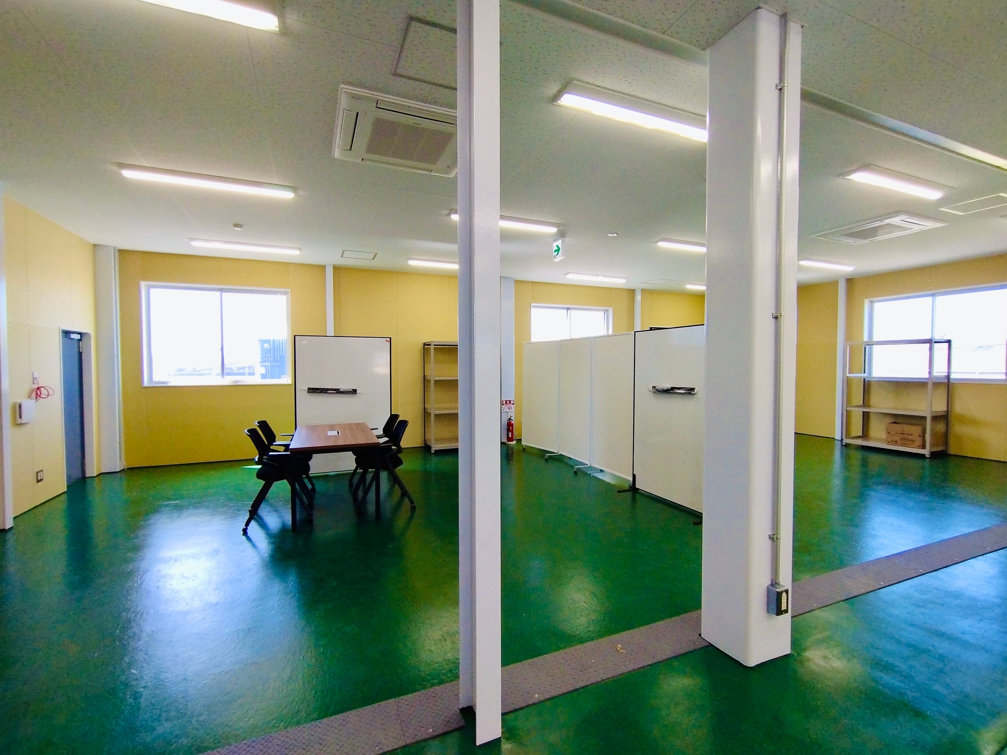 第三実証棟の屋内