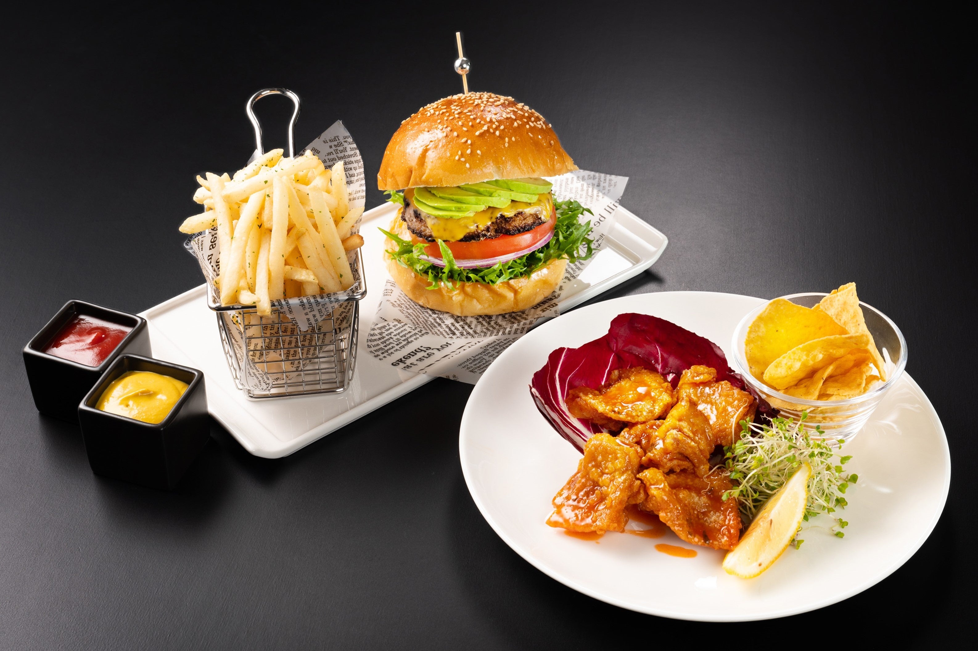 アボカド＆チーズバーガー／バッファローチキン