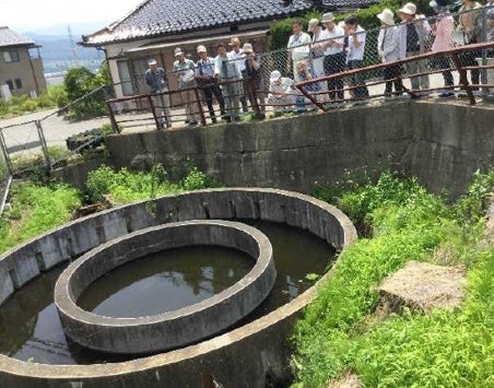 西天竜幹線水路の円筒分水工（上伊那郡内）