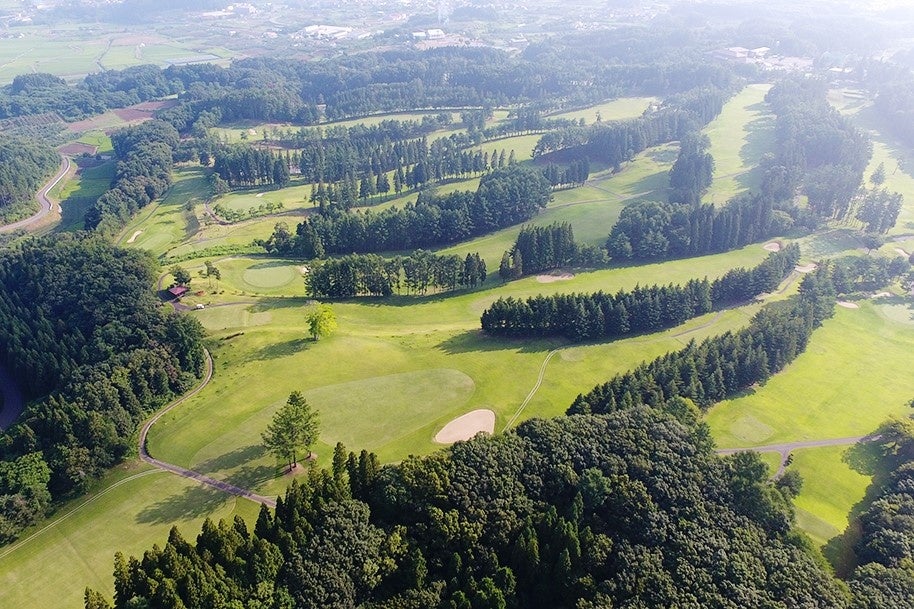 雄大な自然を巧みに生かした３コース／２７ホール