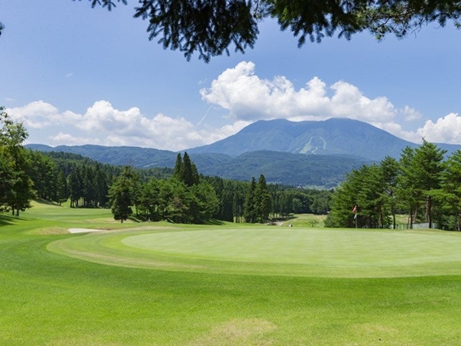 雄大な景観のなかでプレーができます。