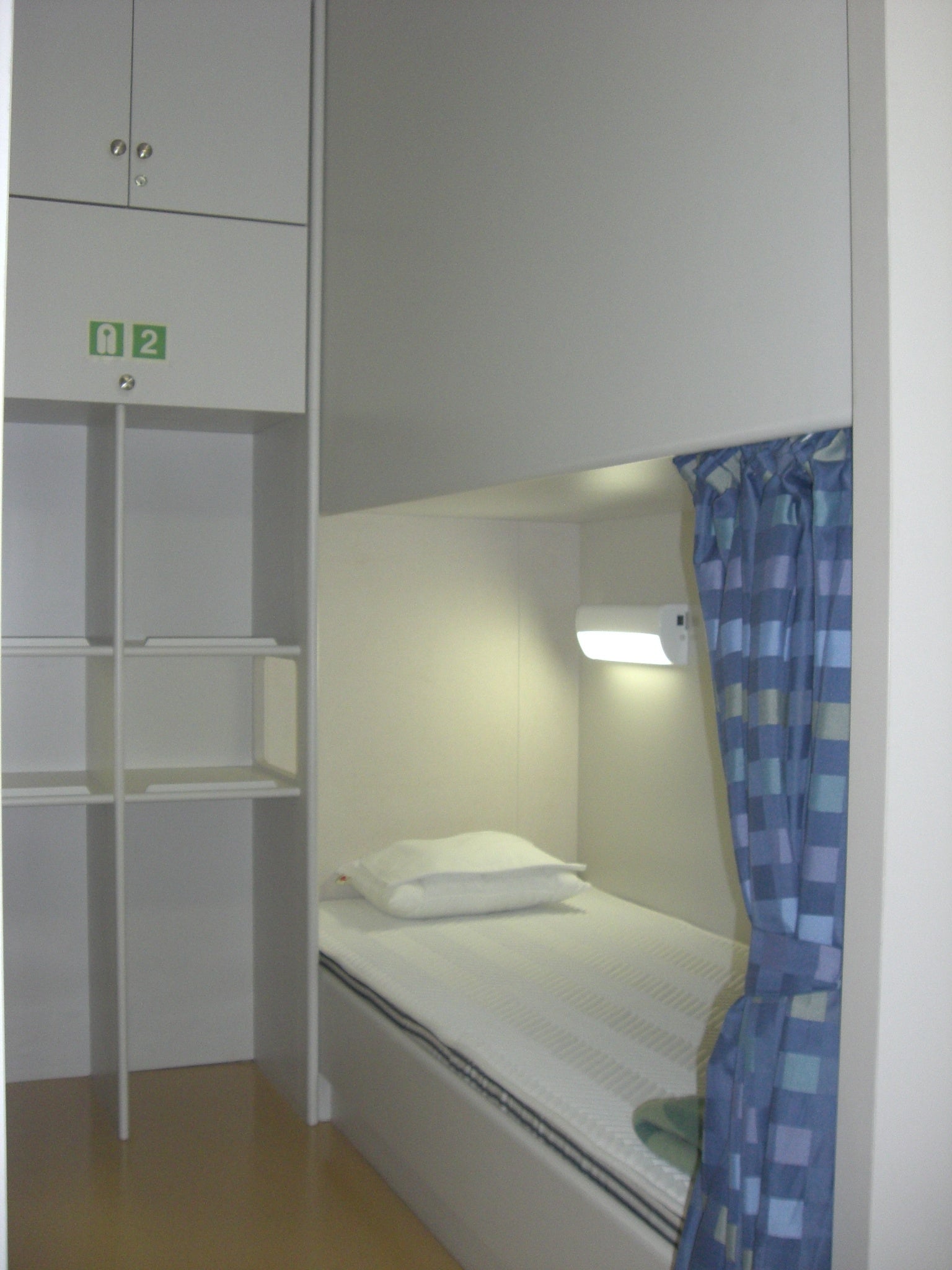 ＊新日本海フェリー・ツーリストA（下段ベット）