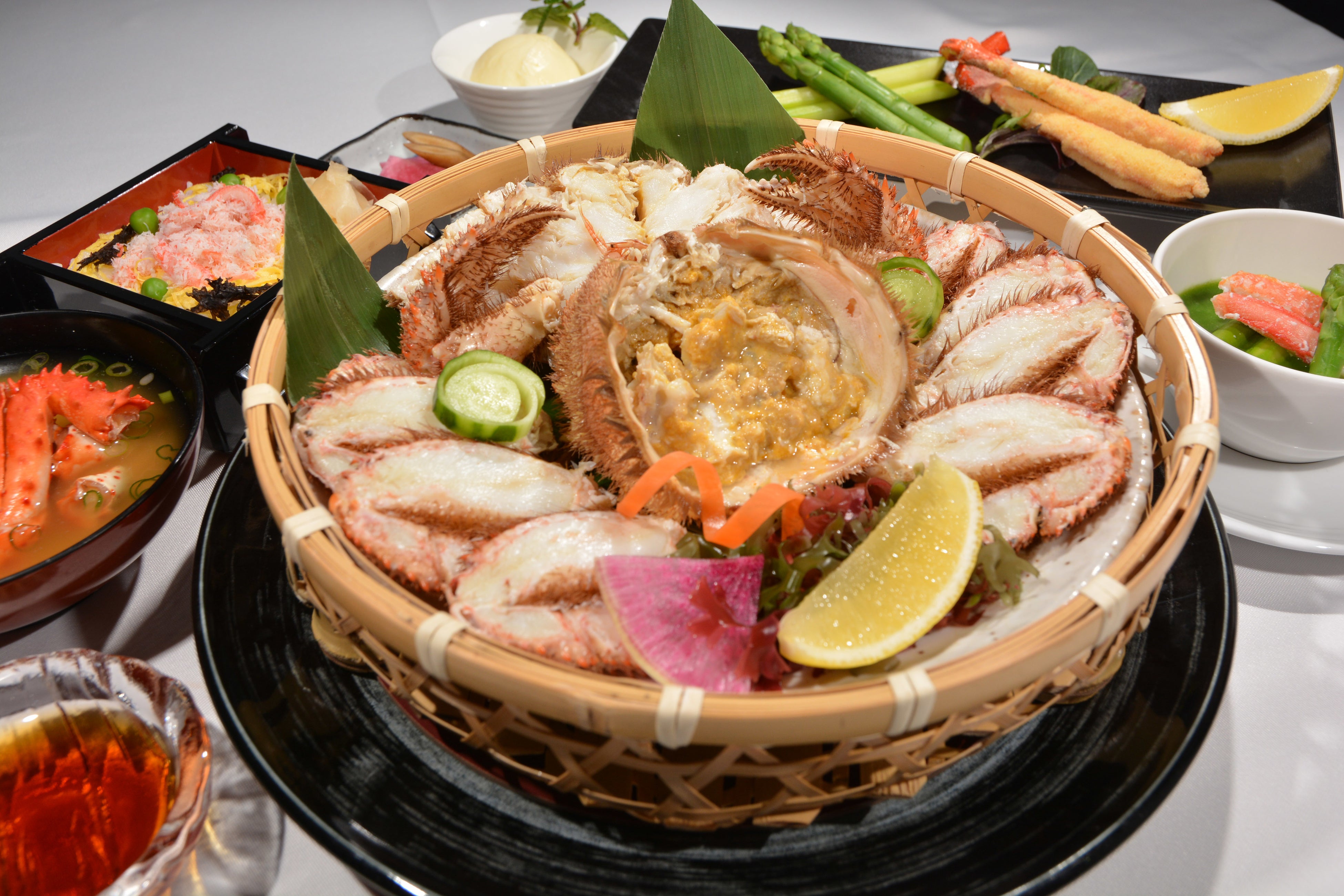 ＊オーセントホテル小樽ディナー・おひとり様毛カニ一杯つき！