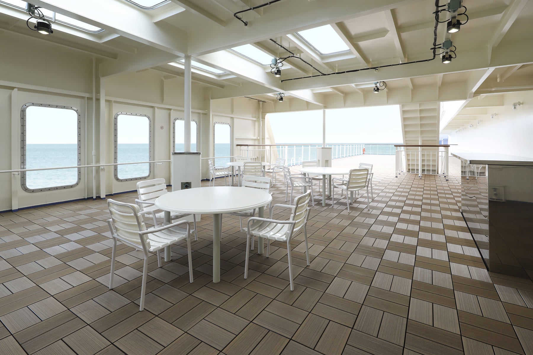 大海原を眺めながら上バーベキュー体験を