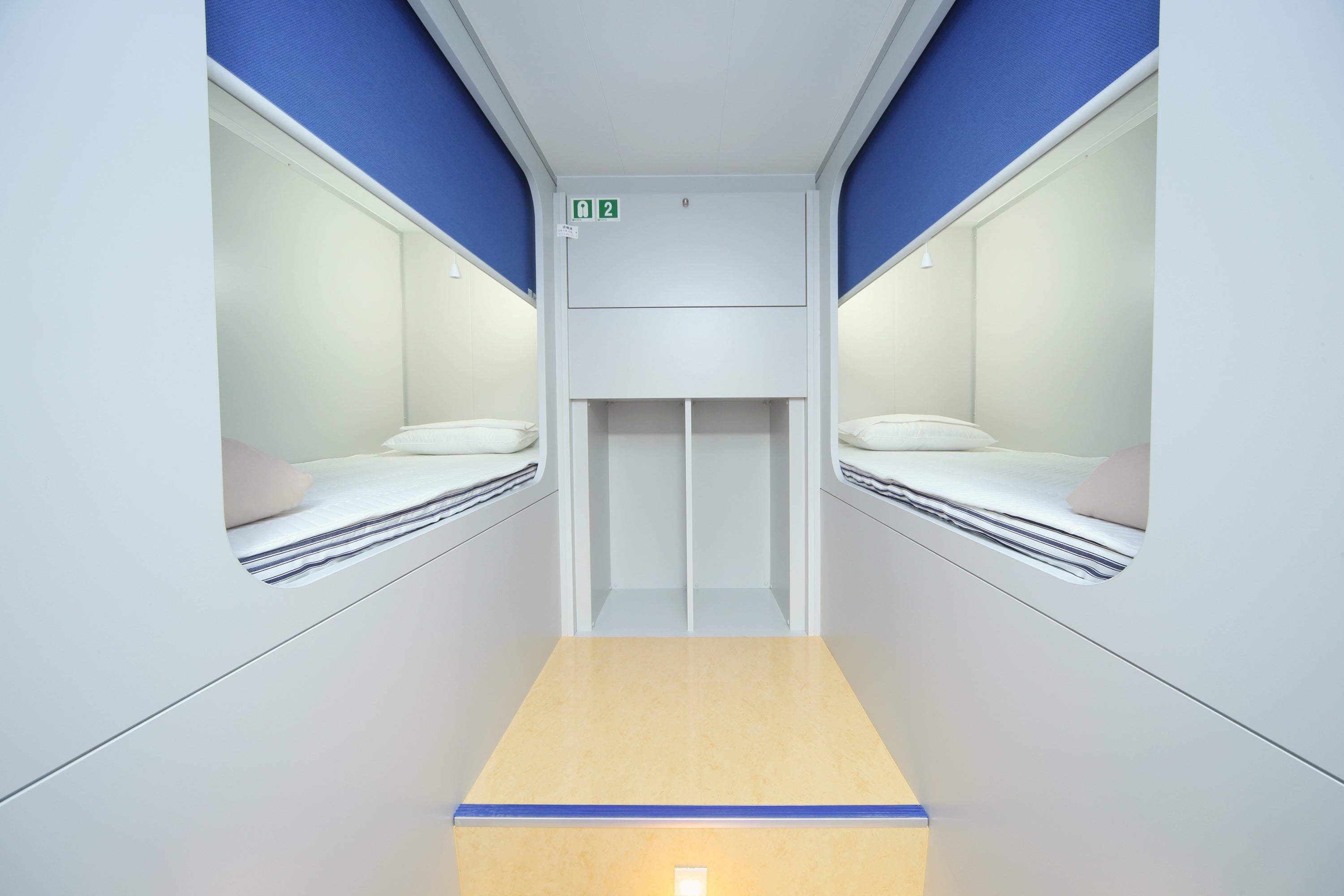 ＊新日本海フェリー・ツーリストA（上段ベット）