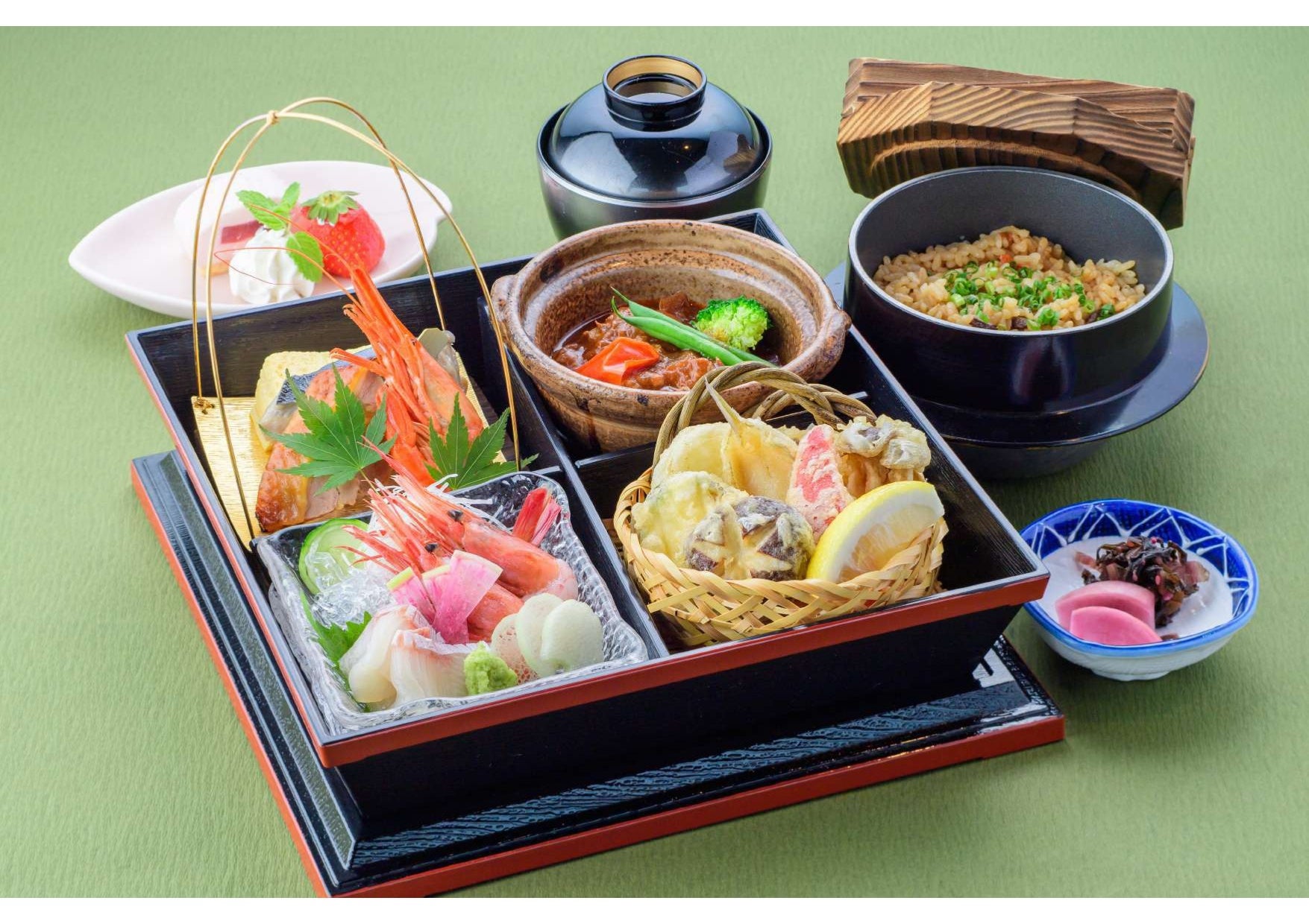 ＊ステートA・デラックスA利用は東京九州フェリー往路グリルランチつき！（イメージ）