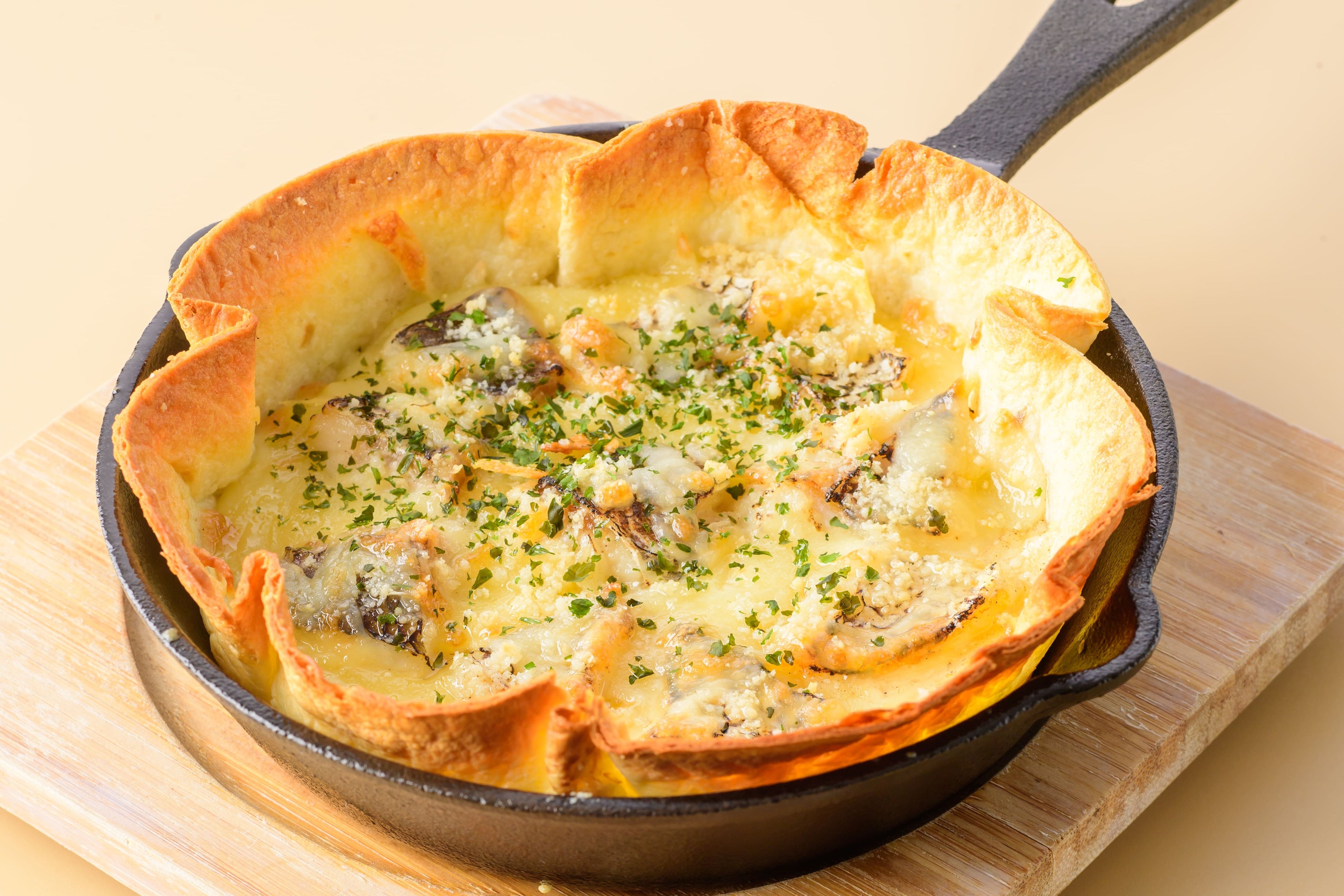 敦賀真鯛と青海苔のスキレットピザ