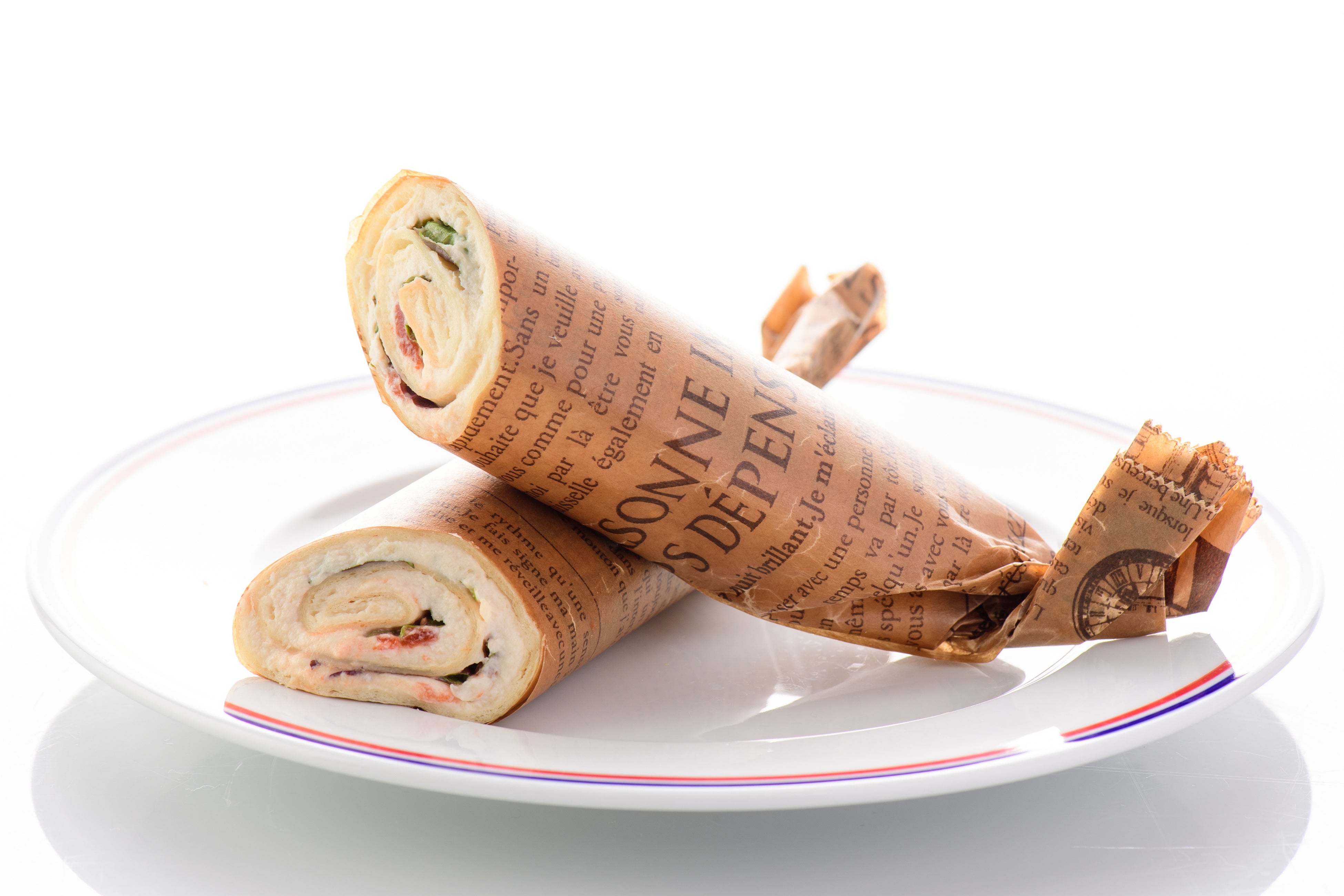 三崎マグロ入りトルティーヤのラップサンド