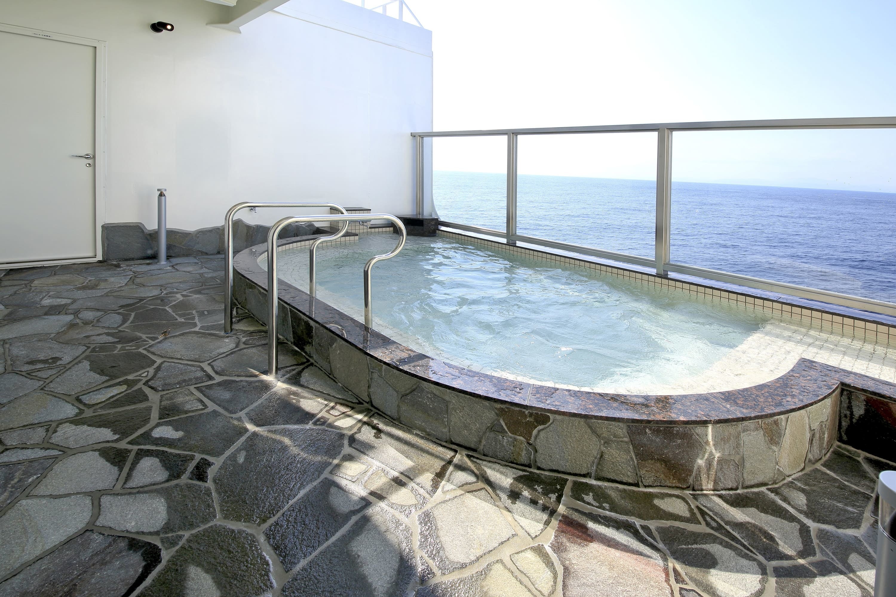 「らべんだあ・あざれあ」露天風呂イメージ