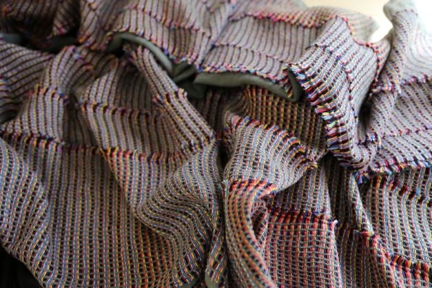 田中乃理子《五色の色とその他の色》2012年