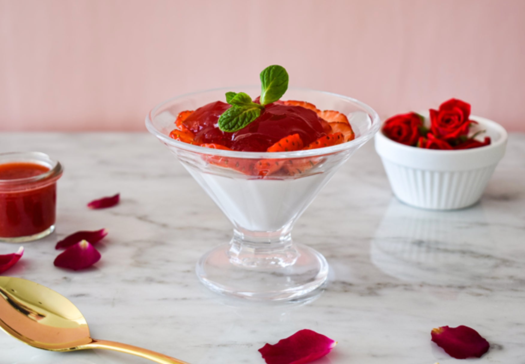 ローズパンナコッタ