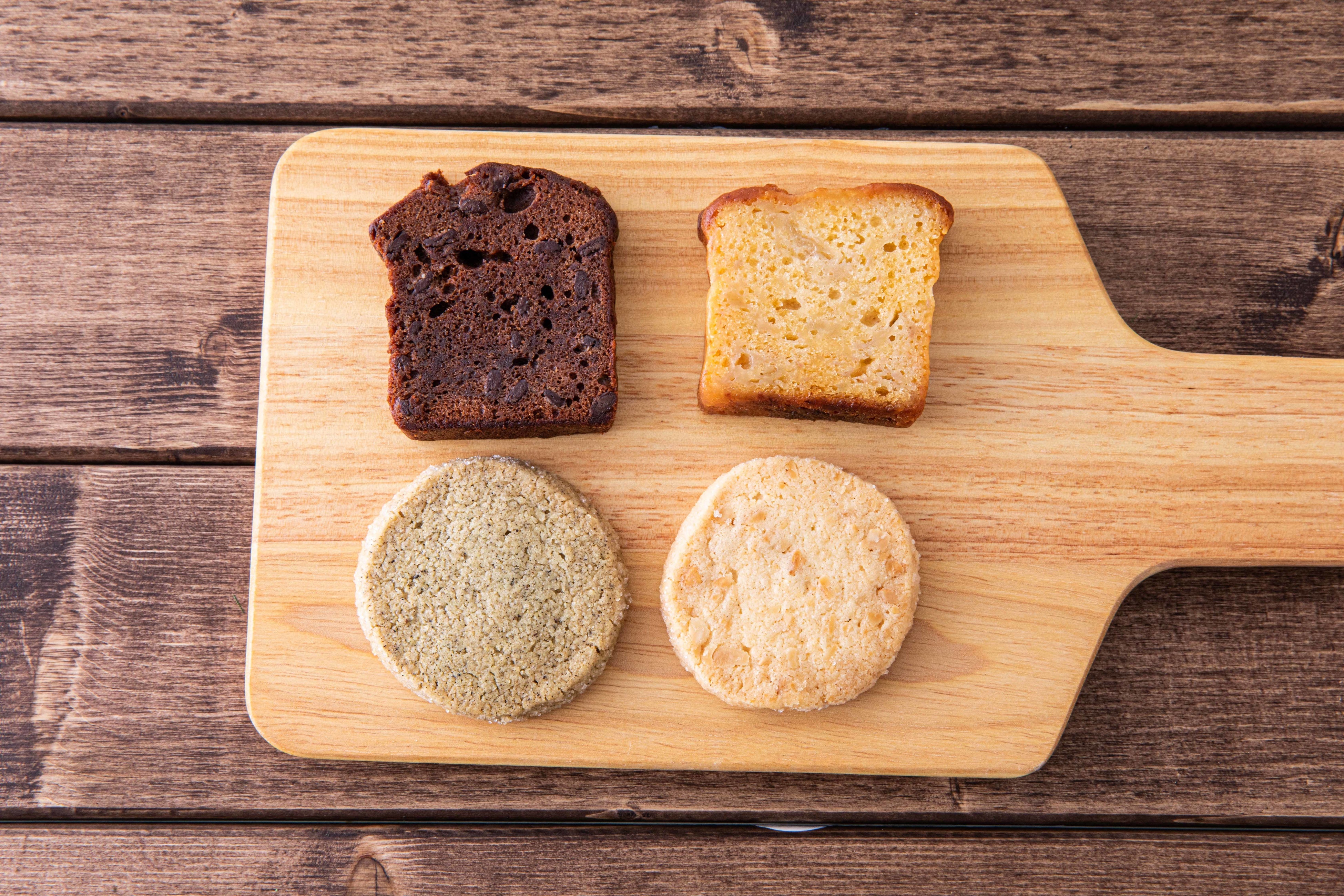【焼き菓子】バナナパウンドケーキ・チョコパウンドケーキ・紅茶サブレ・マカダミアナッツサブレ