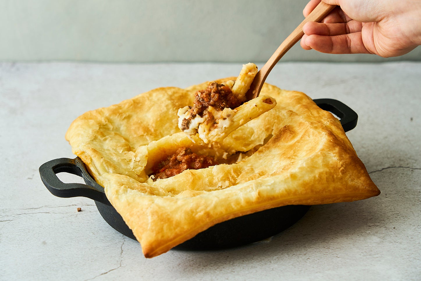 とろとろマッシュポテトとボロネーゼのペンネ 1800円（税込1980円）