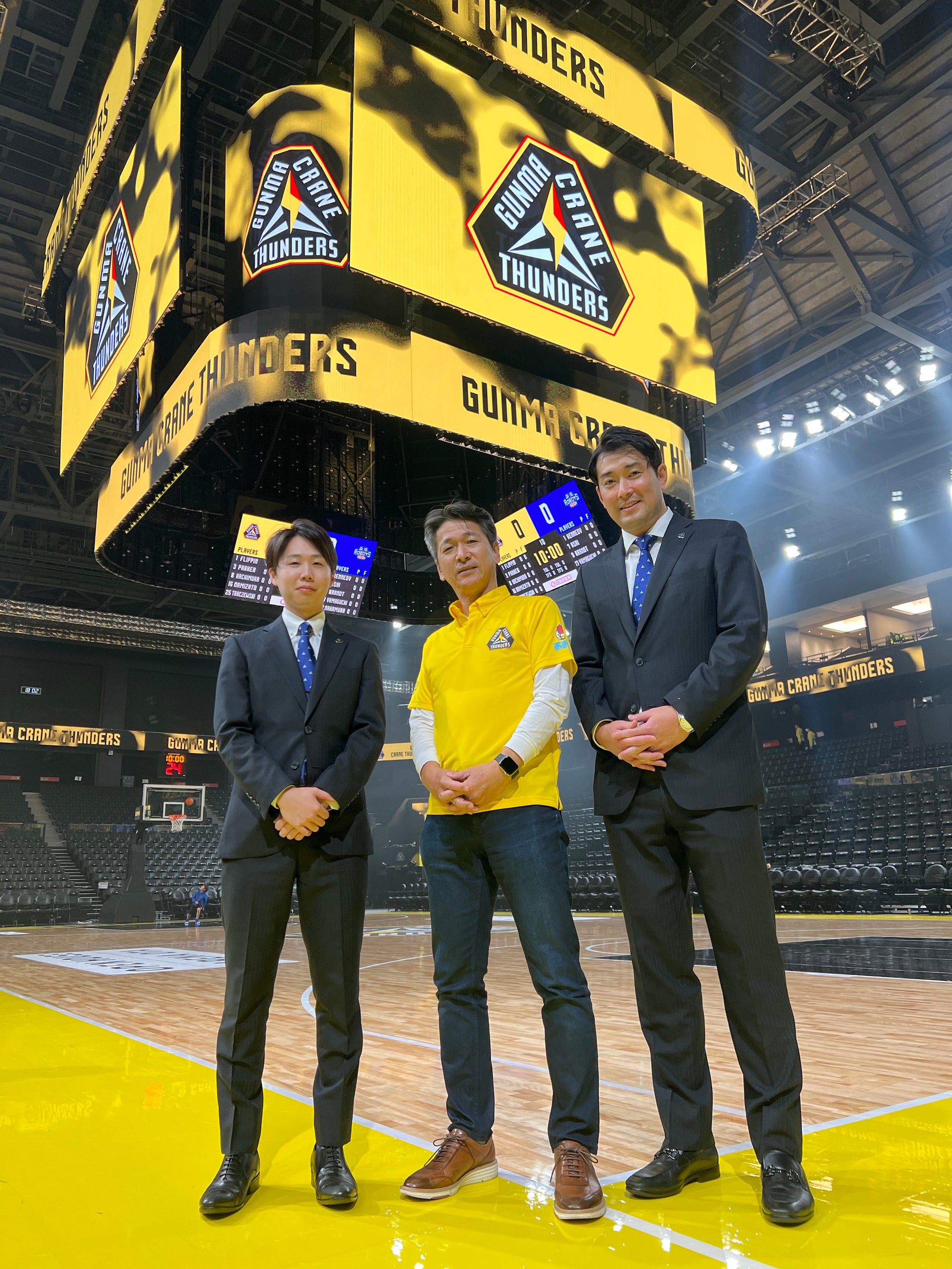 左から、西柳AC、NTTSportict社長中村、吉田GM