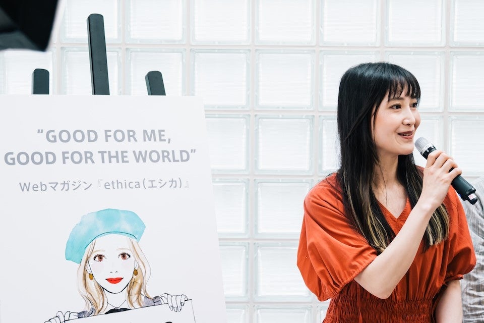 • 衣装提供：casa fline&nbsp; &nbsp;ハーフスリーブエンブロイダリードレス　©ethica brand studio