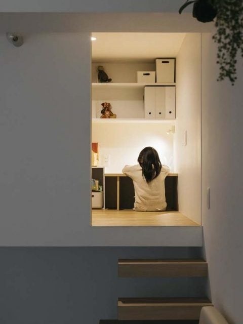 3位「リビングのロフトが子ども部屋！通り抜けられるクローゼットで回遊性のある間取りにリノベーション」（KULABO(クラボ)）より