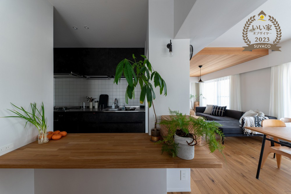 1位 「光散る窓際」(エキップ)